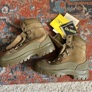 Belleville Mountain Hiker Goretex Combat Boots